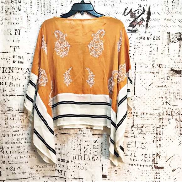 Top Embroidered Paisley Boho Poncho S 